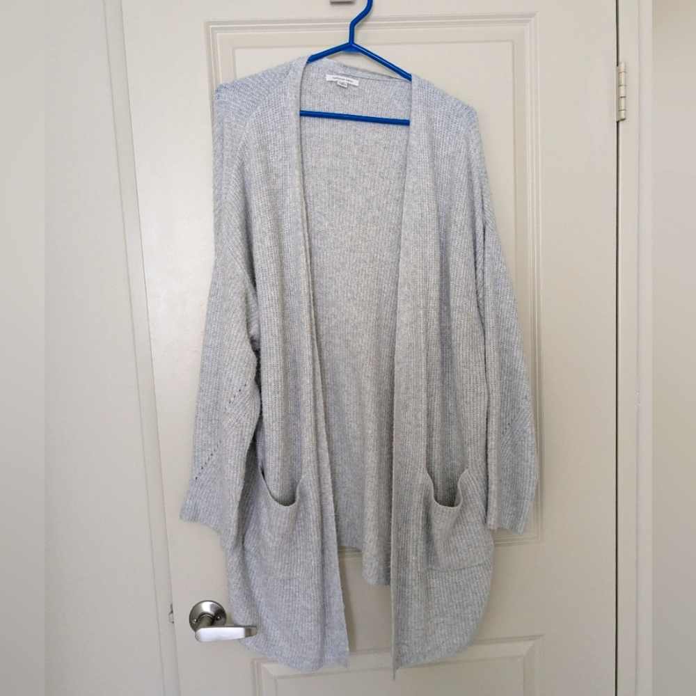Slouchy Amercian Eagle Cardigan